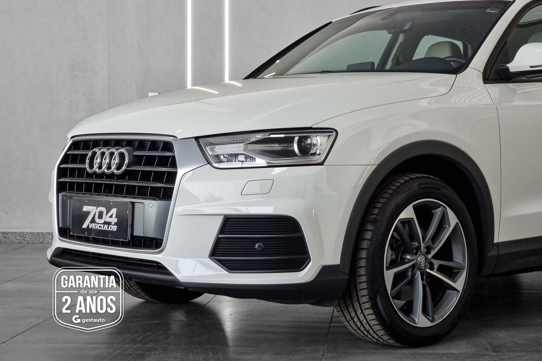 AUDI-Q3 1.4 PRESTIGE S TRONIC