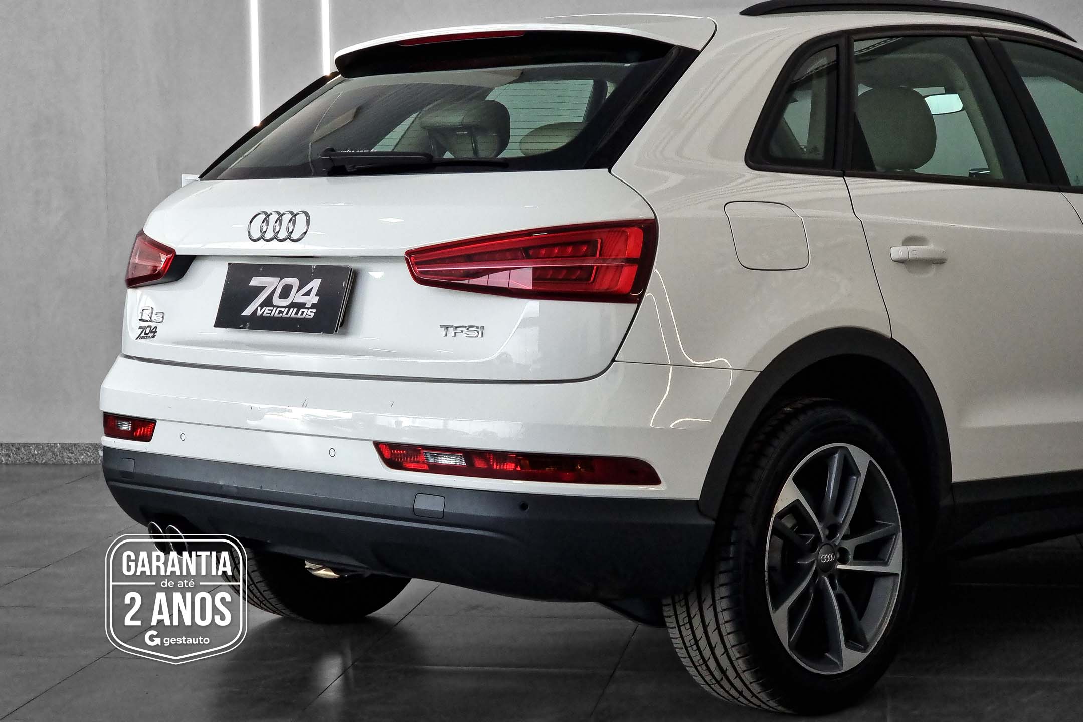 AUDI-Q3 1.4 PRESTIGE S TRONIC
