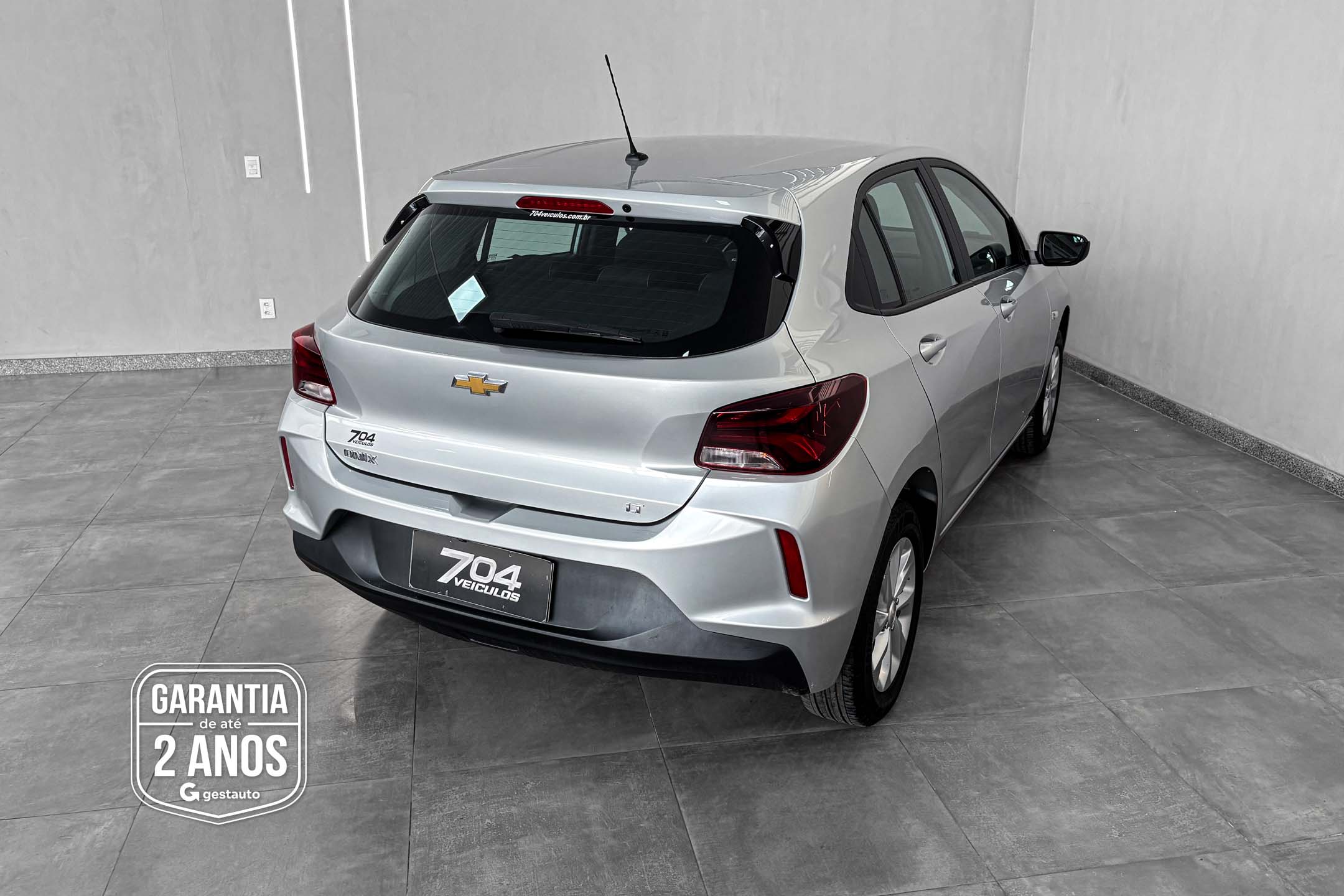 GM - CHEVROLET-ONIX 10MT LT2