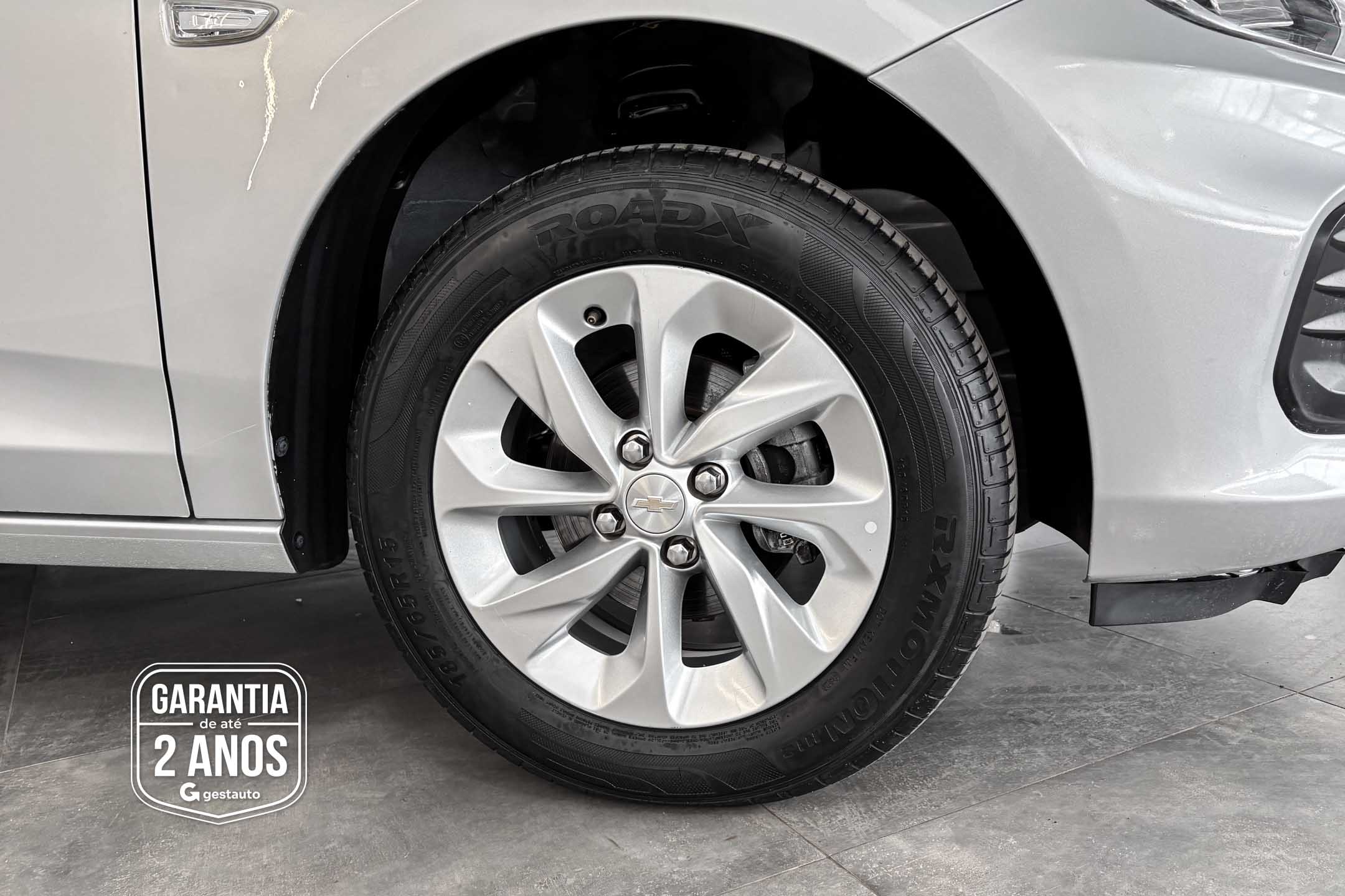 GM - CHEVROLET-ONIX 10MT LT2