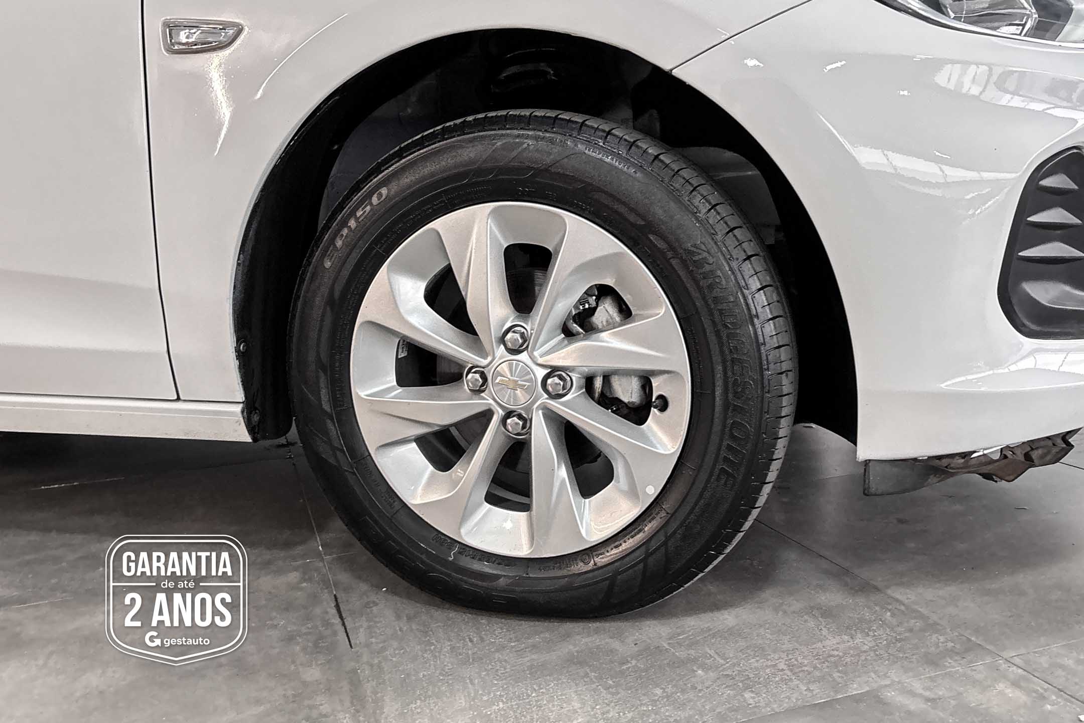 GM - CHEVROLET-ONIX 1.0MT LT2