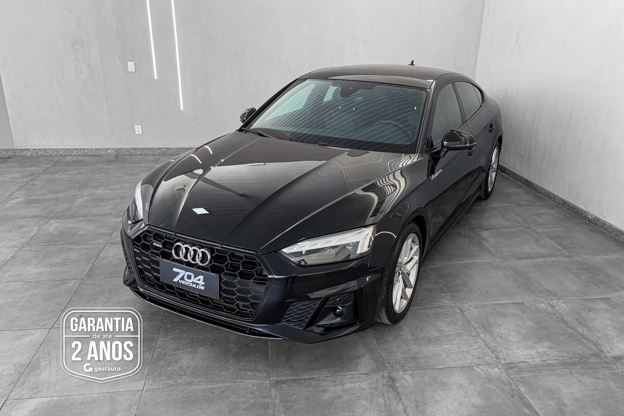 AUDI-A5 SPB 2.0TFSI PERF. BLACK