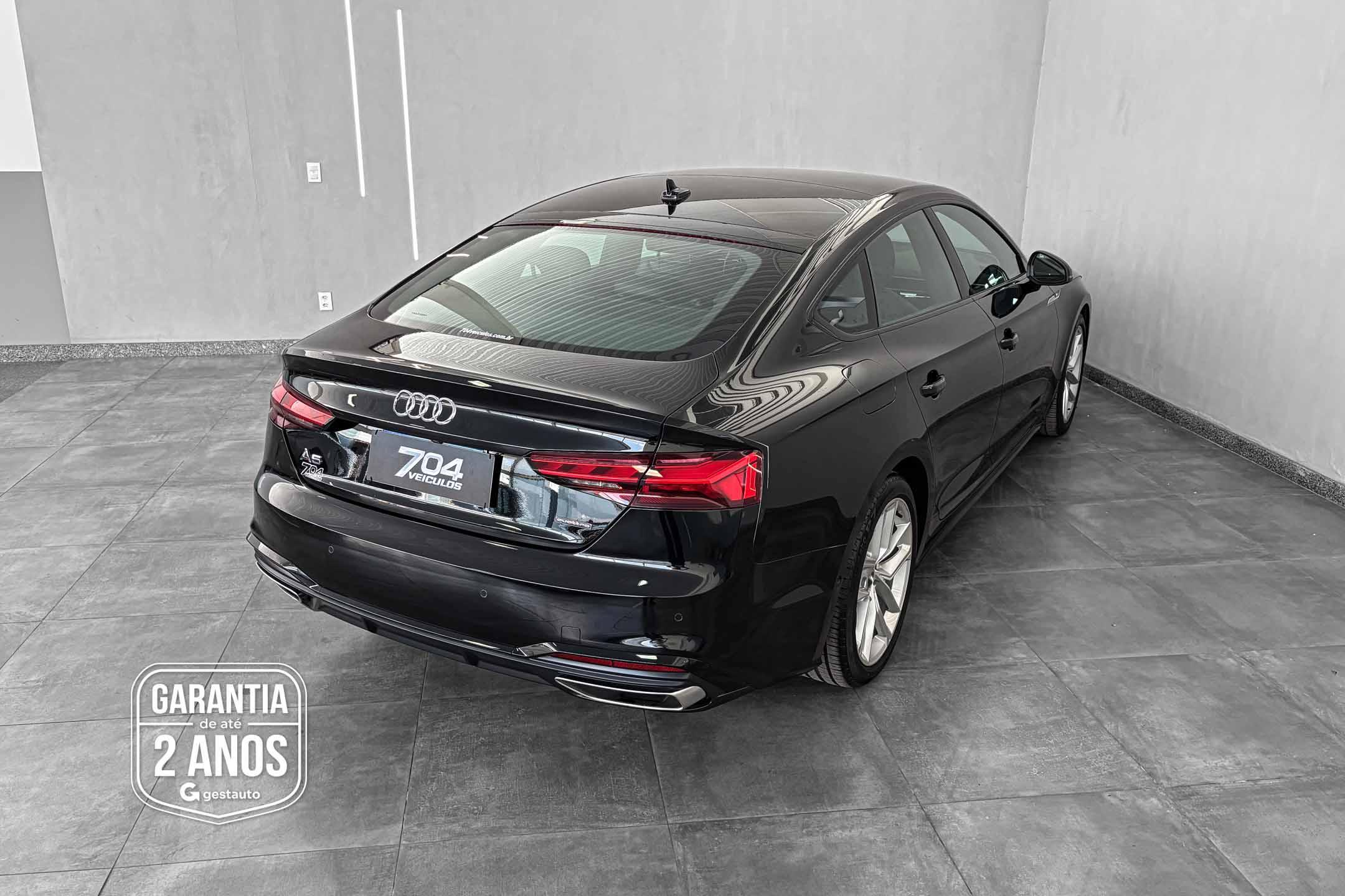 AUDI-A5 SPB 2.0TFSI PERF. BLACK