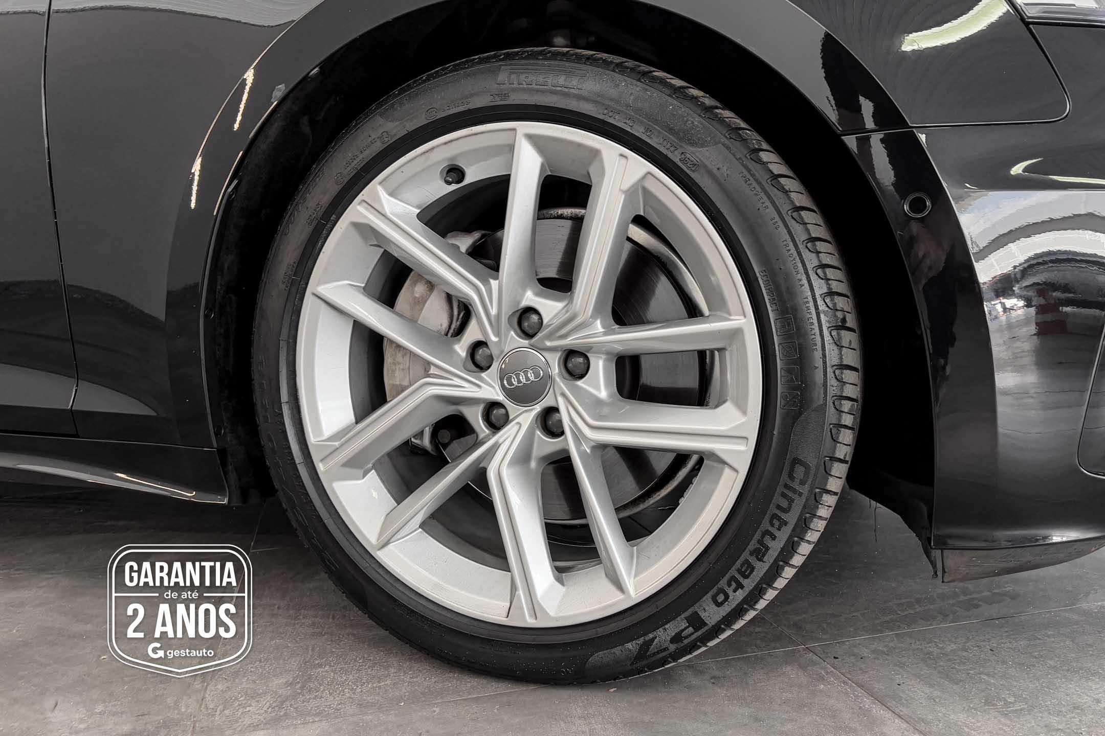 AUDI-A5 SPB 2.0TFSI PERF. BLACK