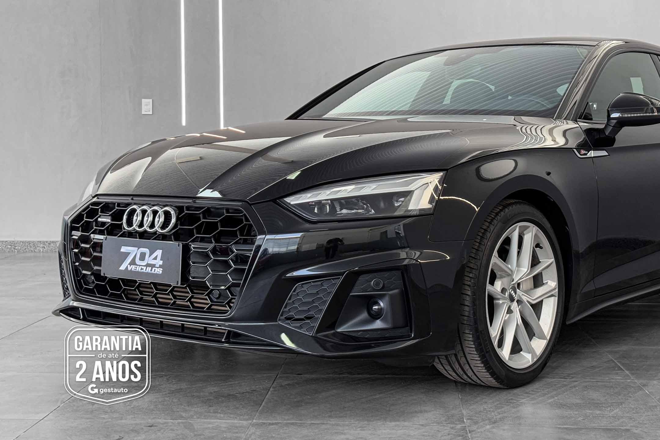 AUDI-A5 SPB 2.0TFSI PERF. BLACK