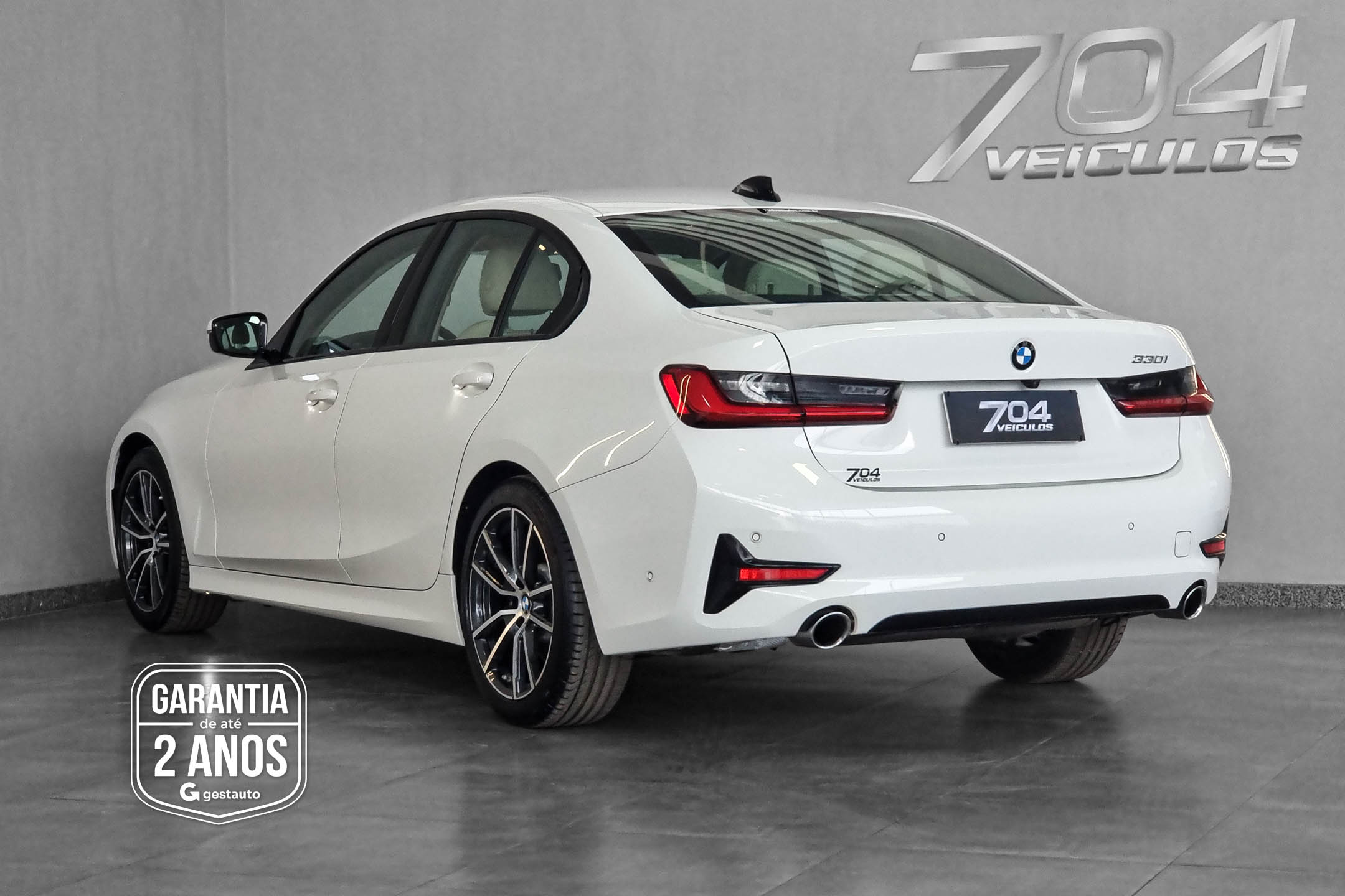 BMW-330I SPORT