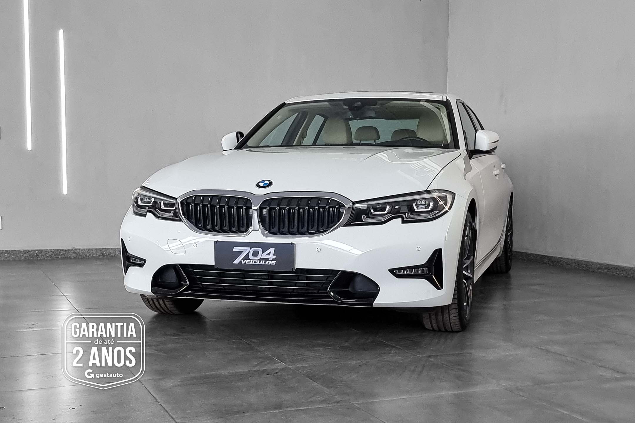 BMW-330I SPORT