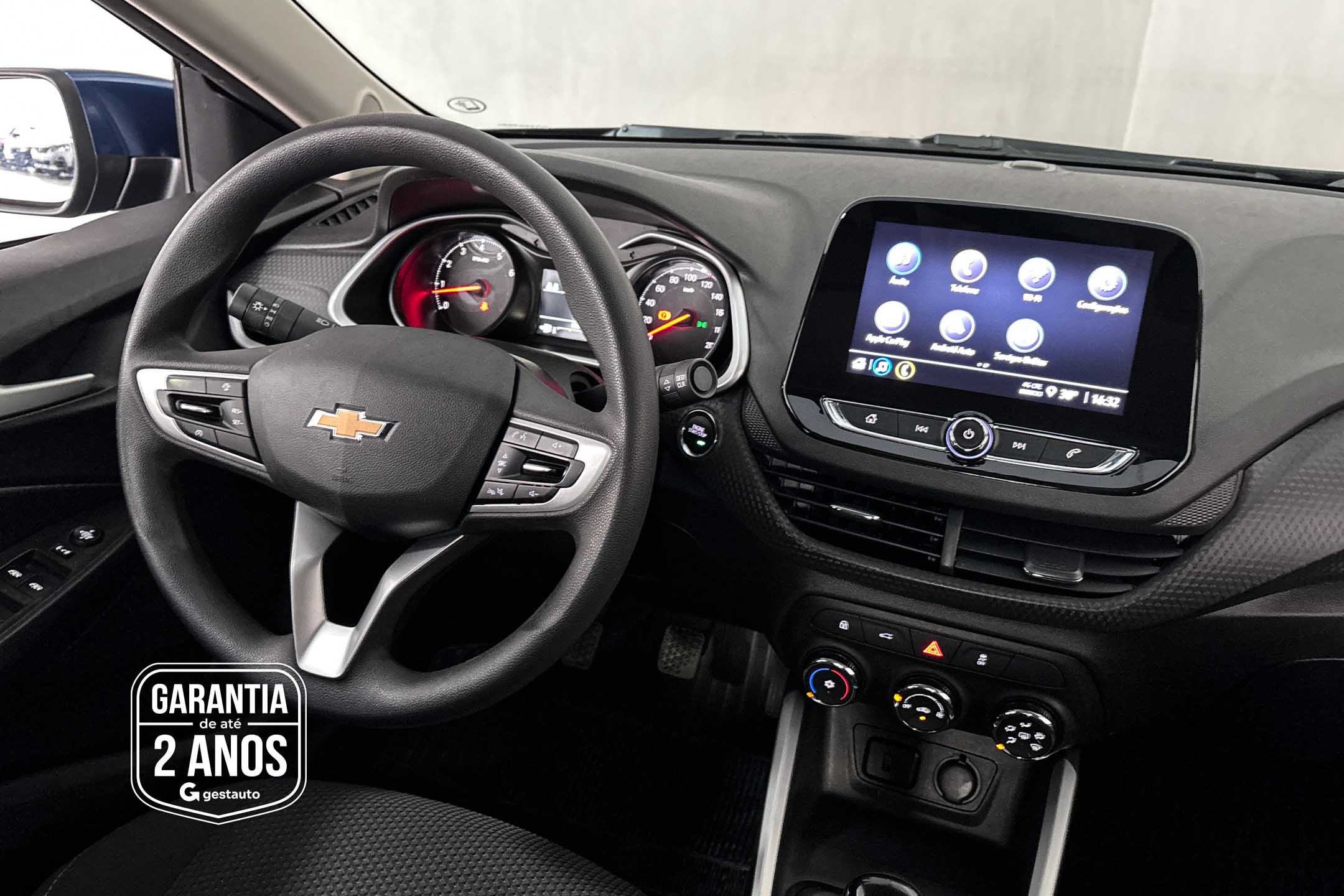 GM - CHEVROLET-ONIX PLUS 10MT LT2
