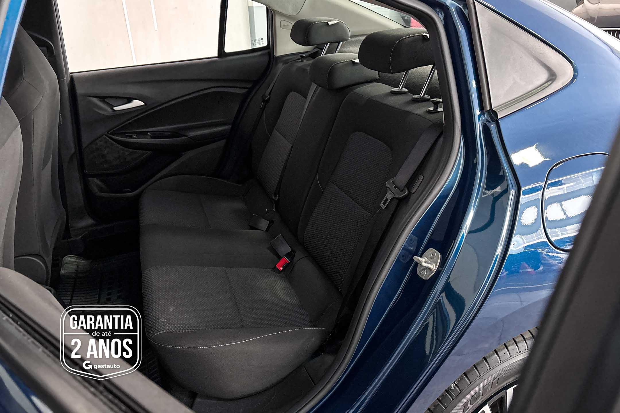 GM - CHEVROLET-ONIX PLUS 10MT LT2