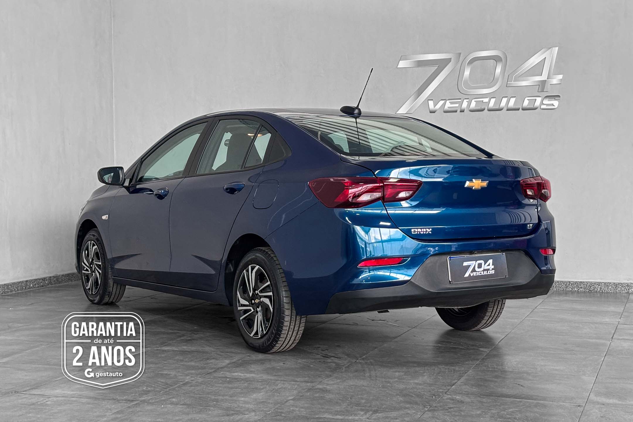 GM - CHEVROLET-ONIX PLUS 10MT LT2