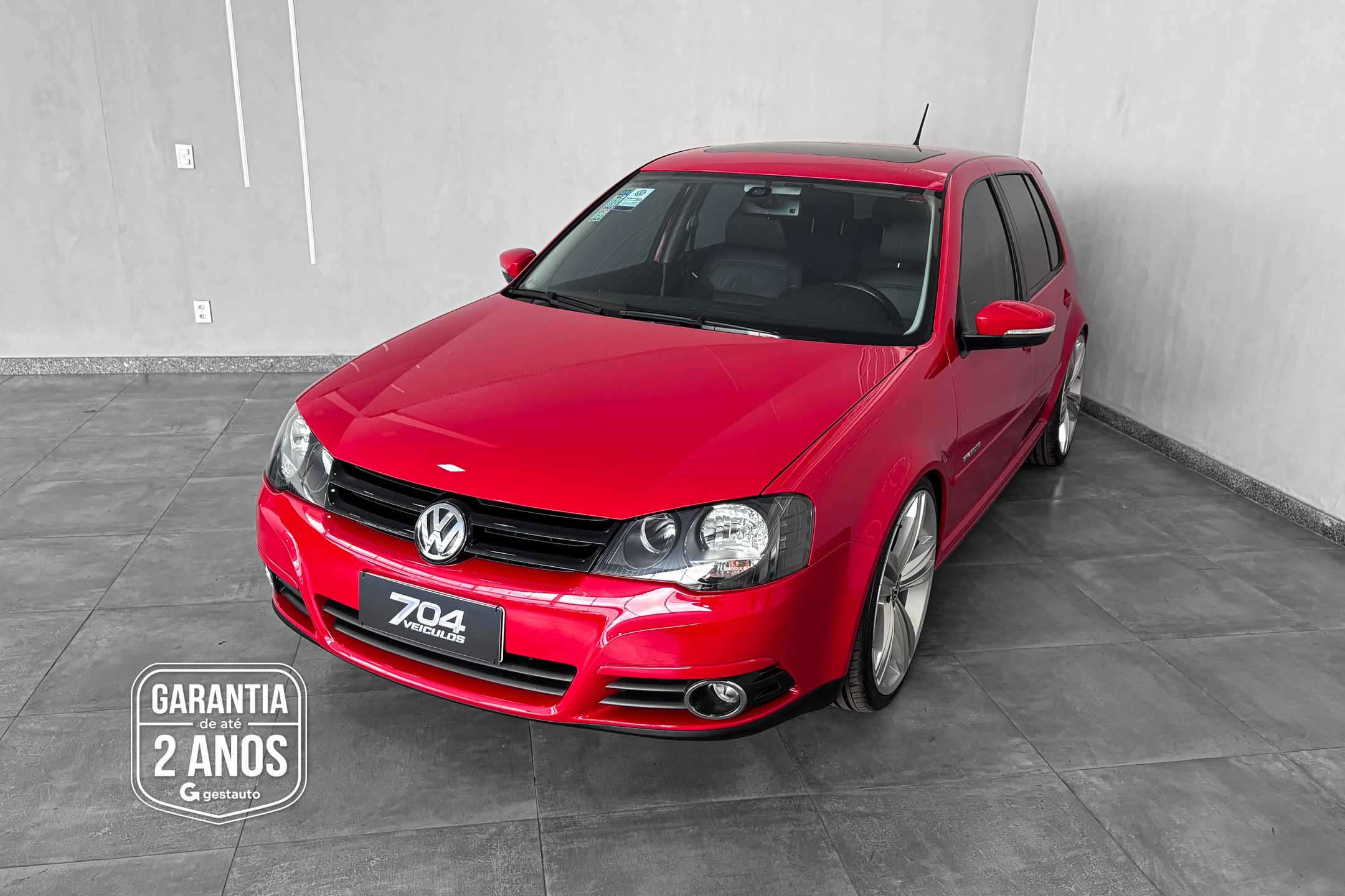 VW - VOLKSWAGEN-GOLF 1.6 SPORTLINE