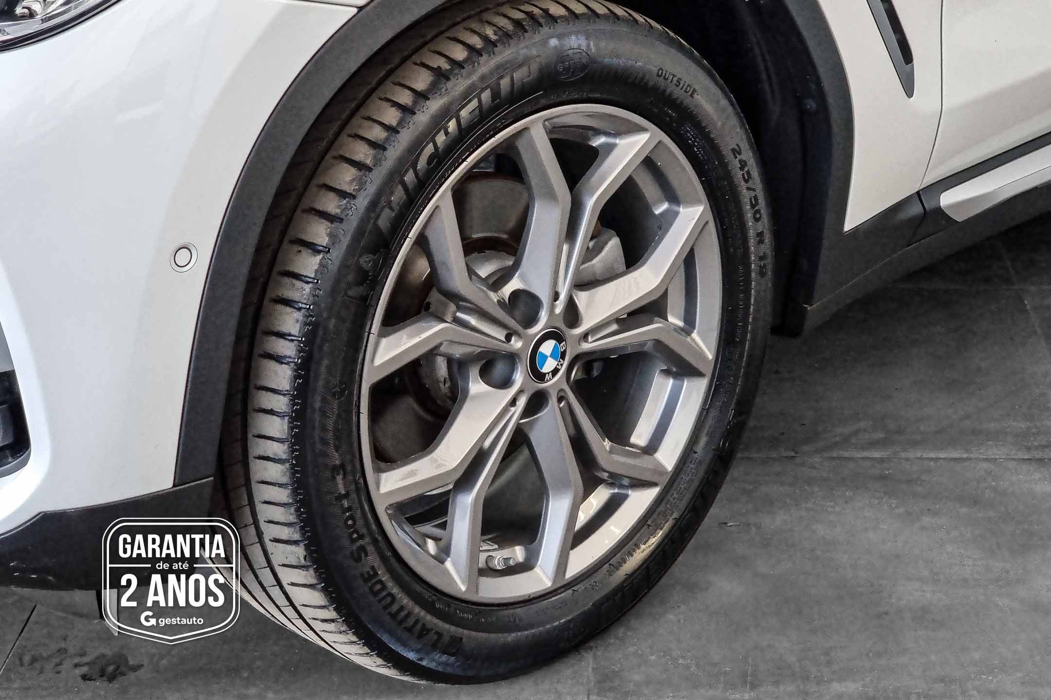 BMW-X3 XDRIVE20I X-LINE