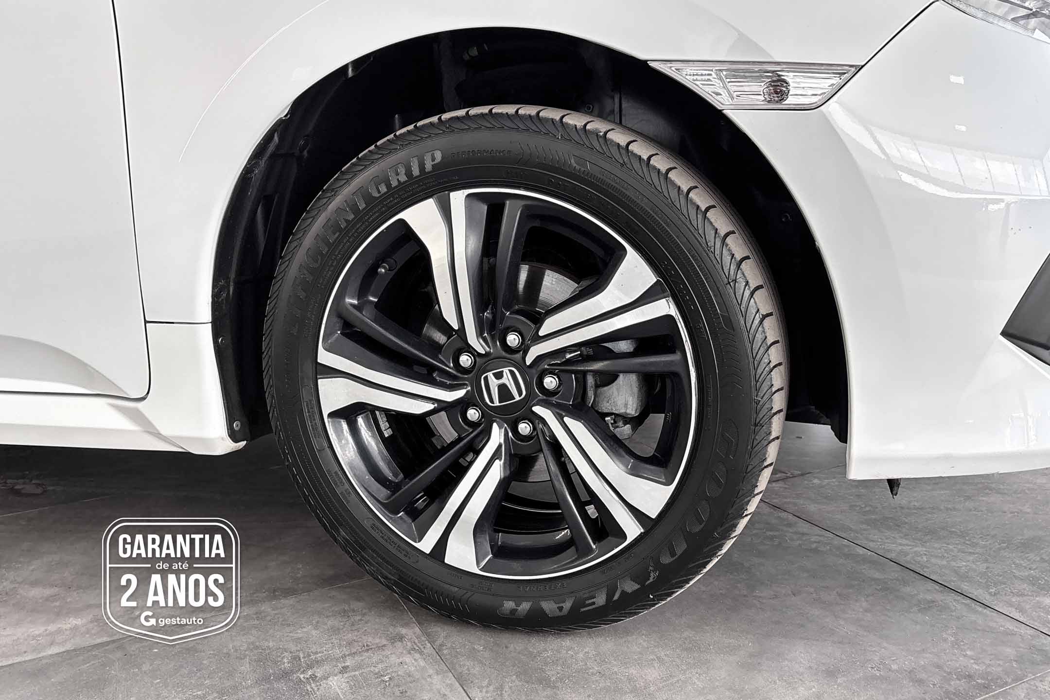 HONDA-CIVIC TOURING CVT