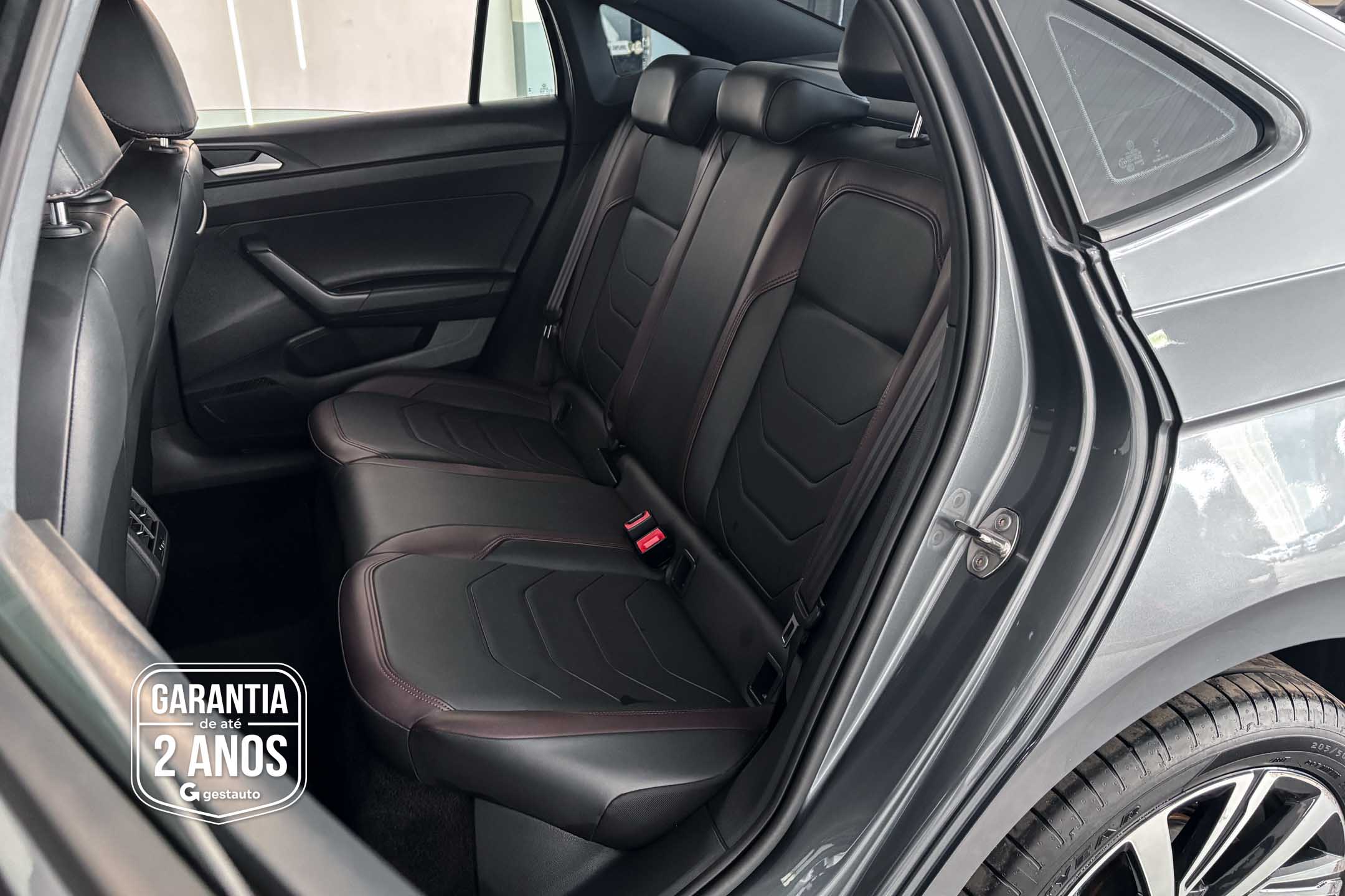 VW - VOLKSWAGEN-VIRTUS HIGHLINE AD 200 TSI 1.0