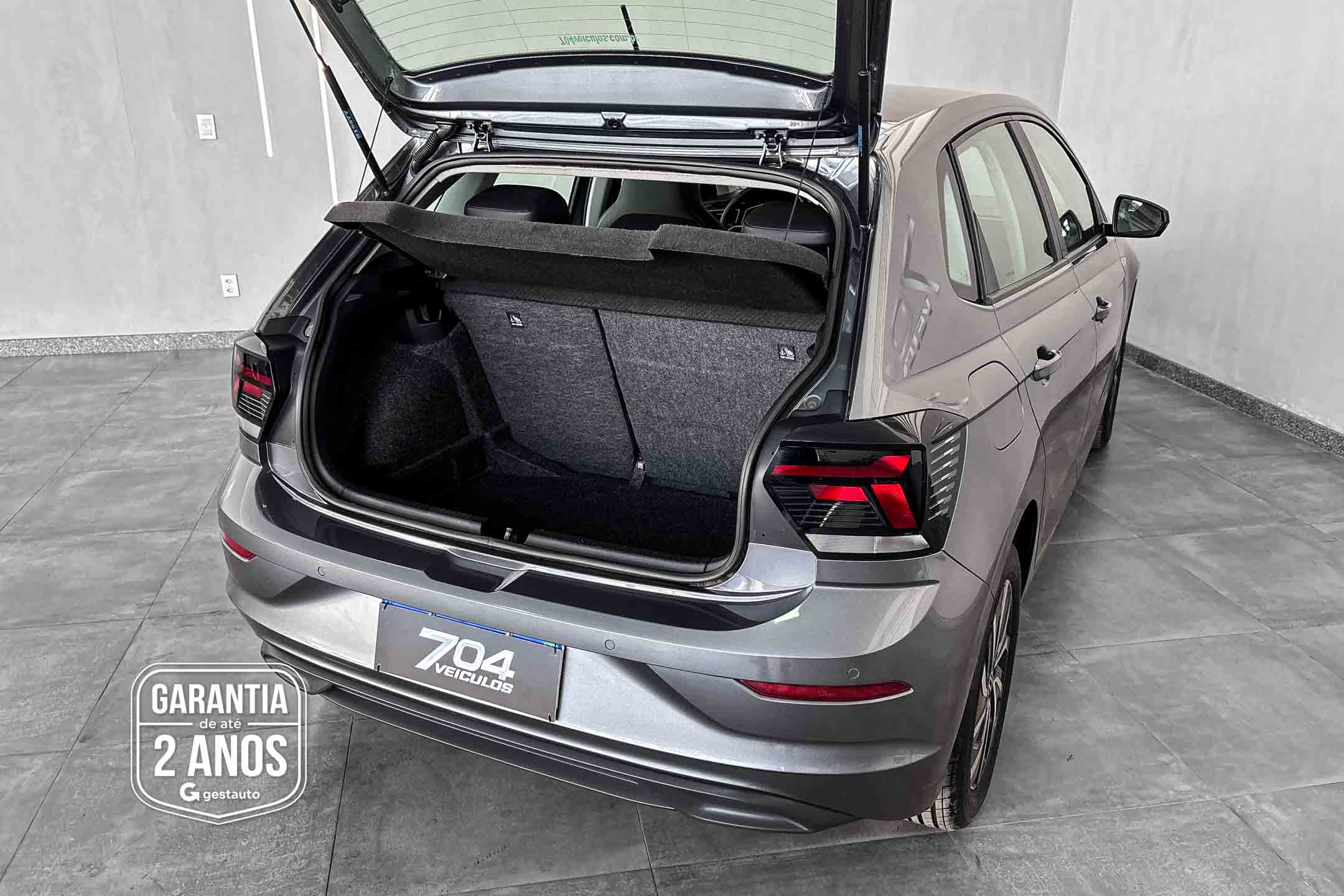 VW - VOLKSWAGEN-POLO HIGHLINE AB