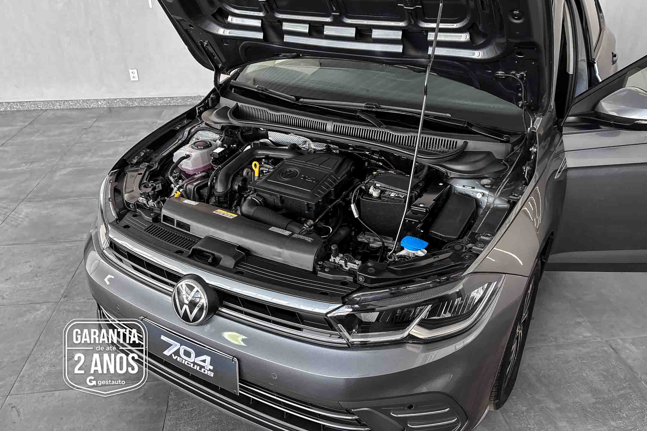 VW - VOLKSWAGEN-POLO HIGHLINE AB