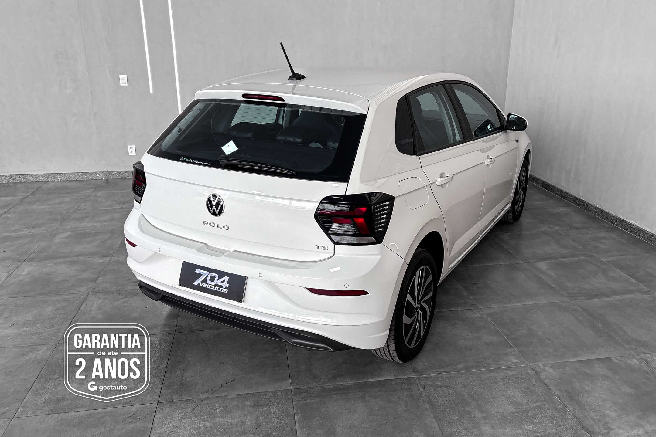VW - VOLKSWAGEN-POLO HIGHLINE AB