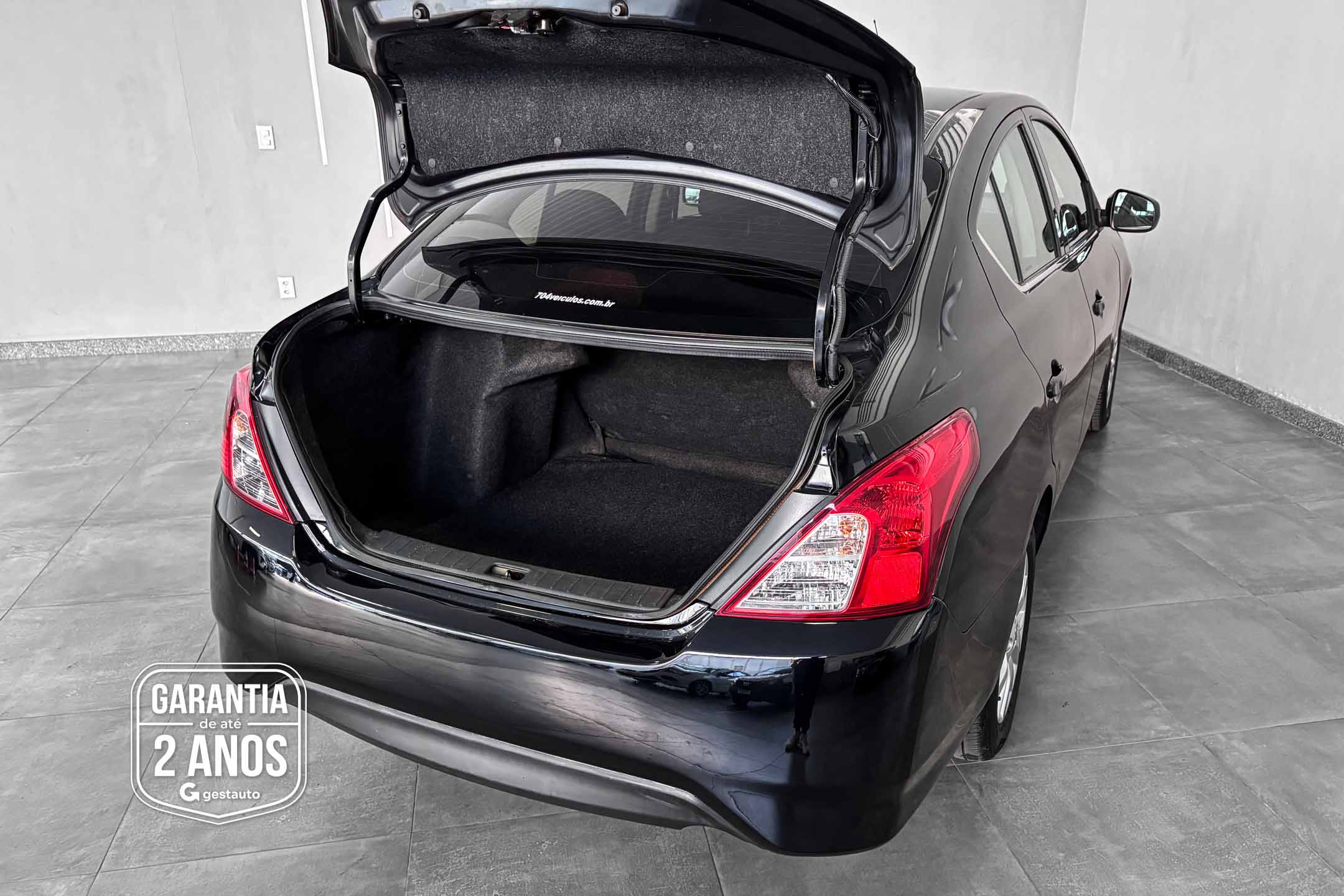 NISSAN-VERSA V-DRIVE 16PLUS CVT