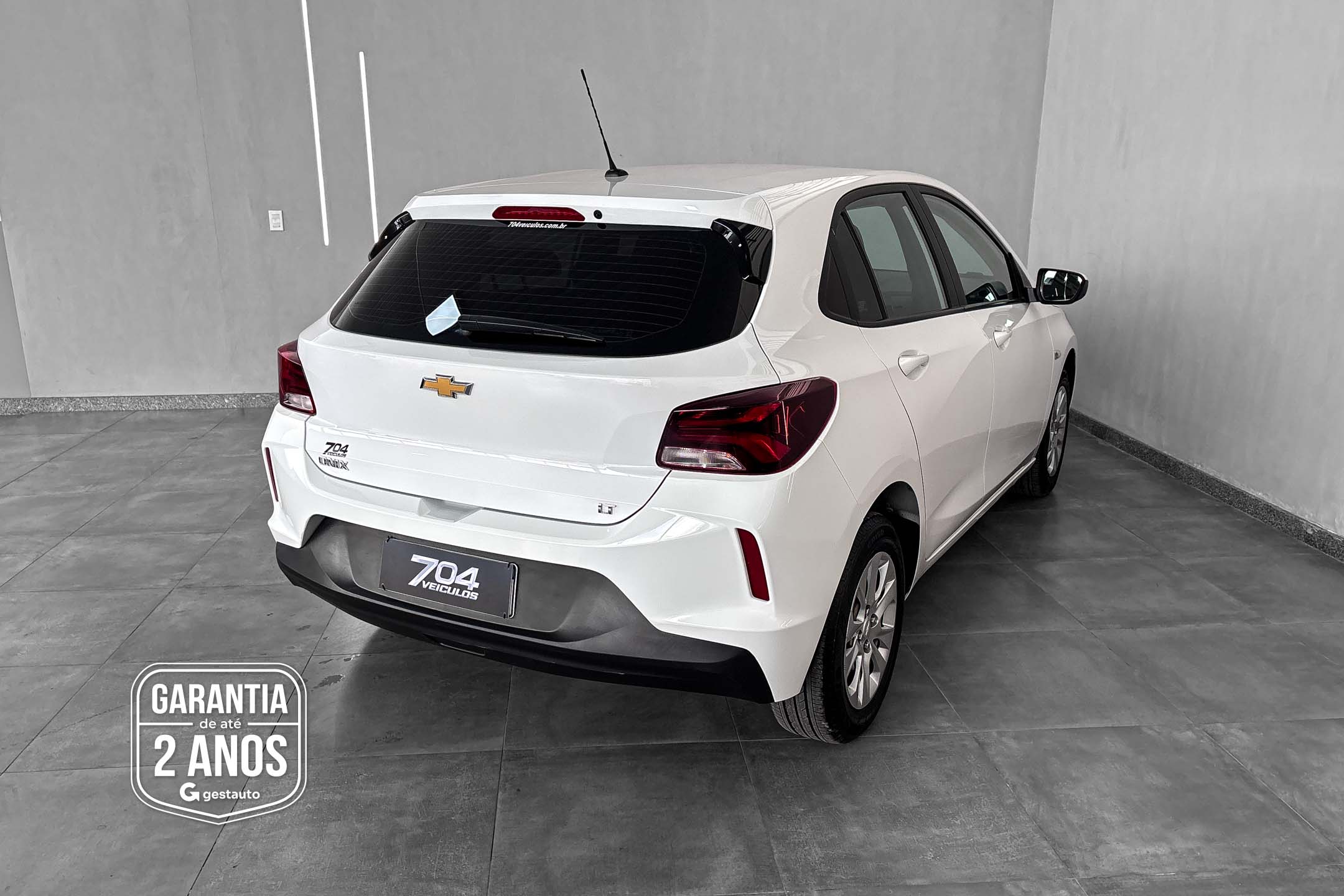 GM - CHEVROLET-ONIX 10MT LT1