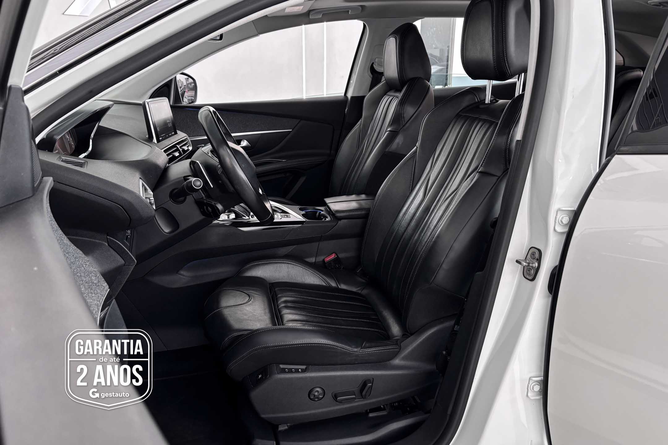 PEUGEOT-3008 GRIFFE AT