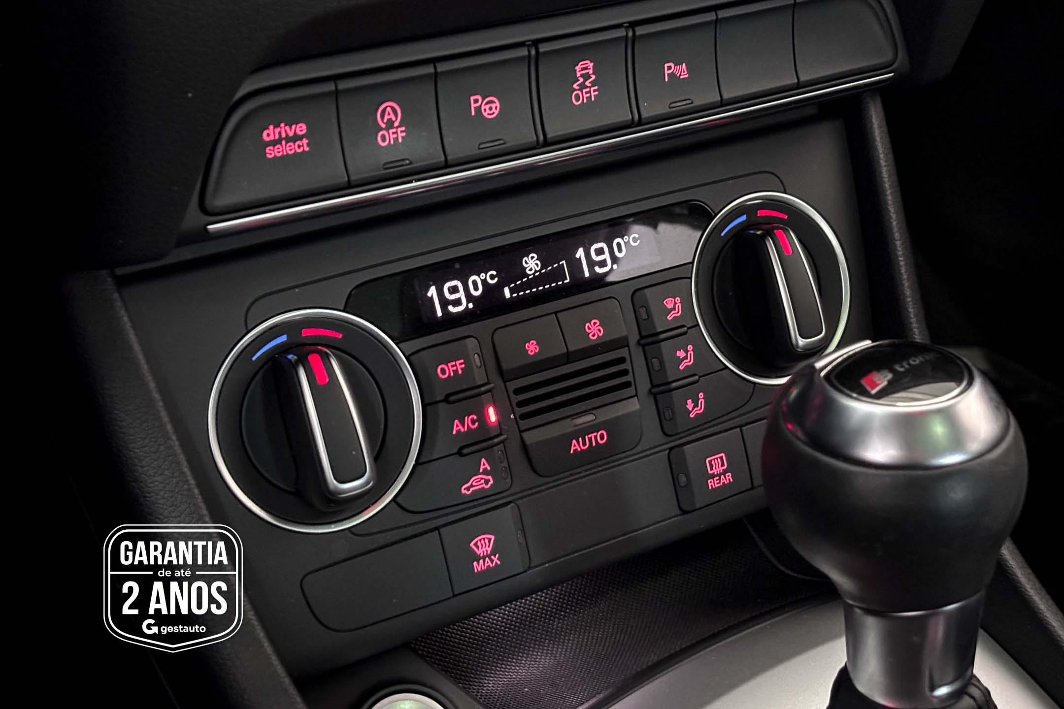 AUDI-Q3 AMBIENTE 180CV