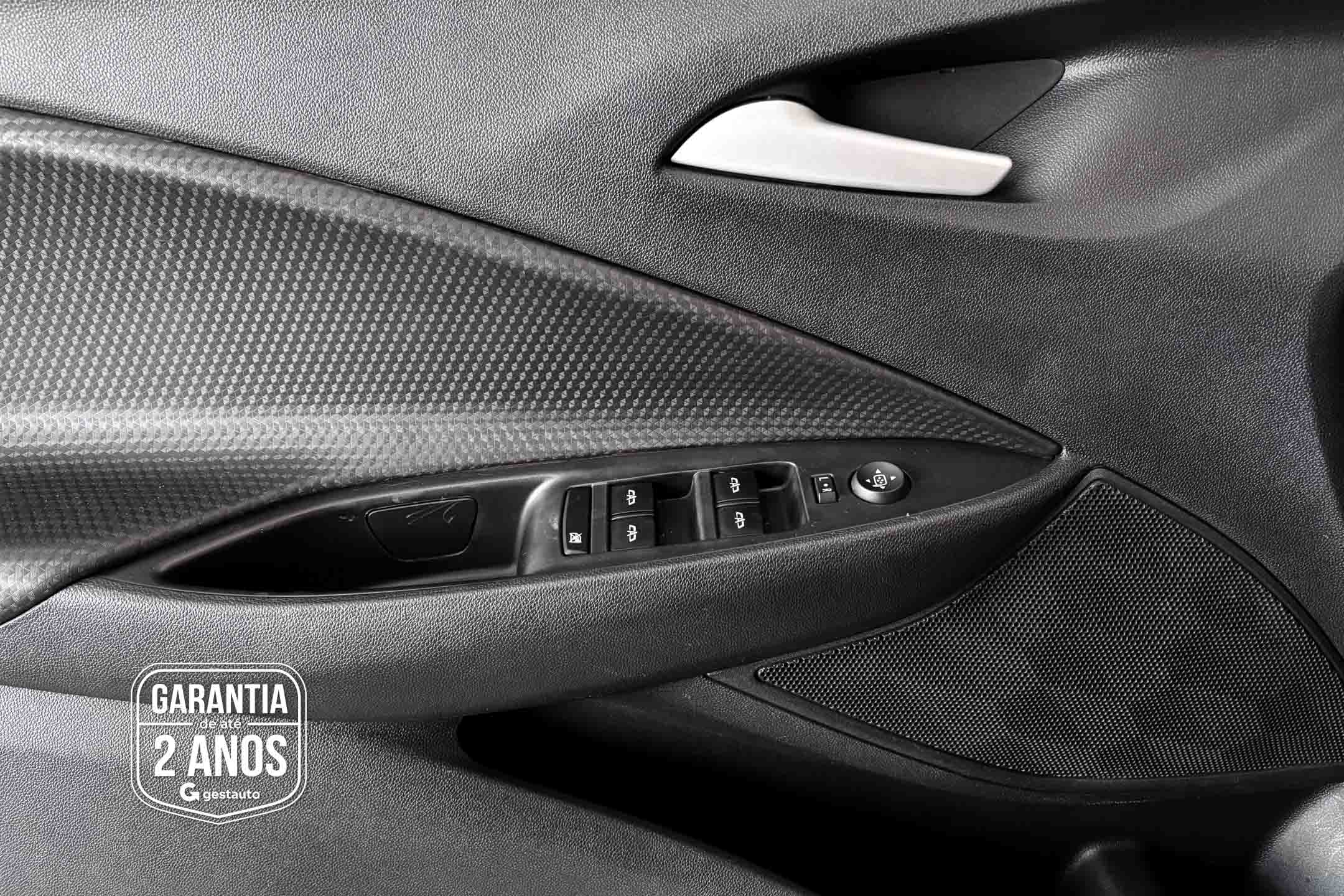 GM - CHEVROLET-ONIX 10MT LT2