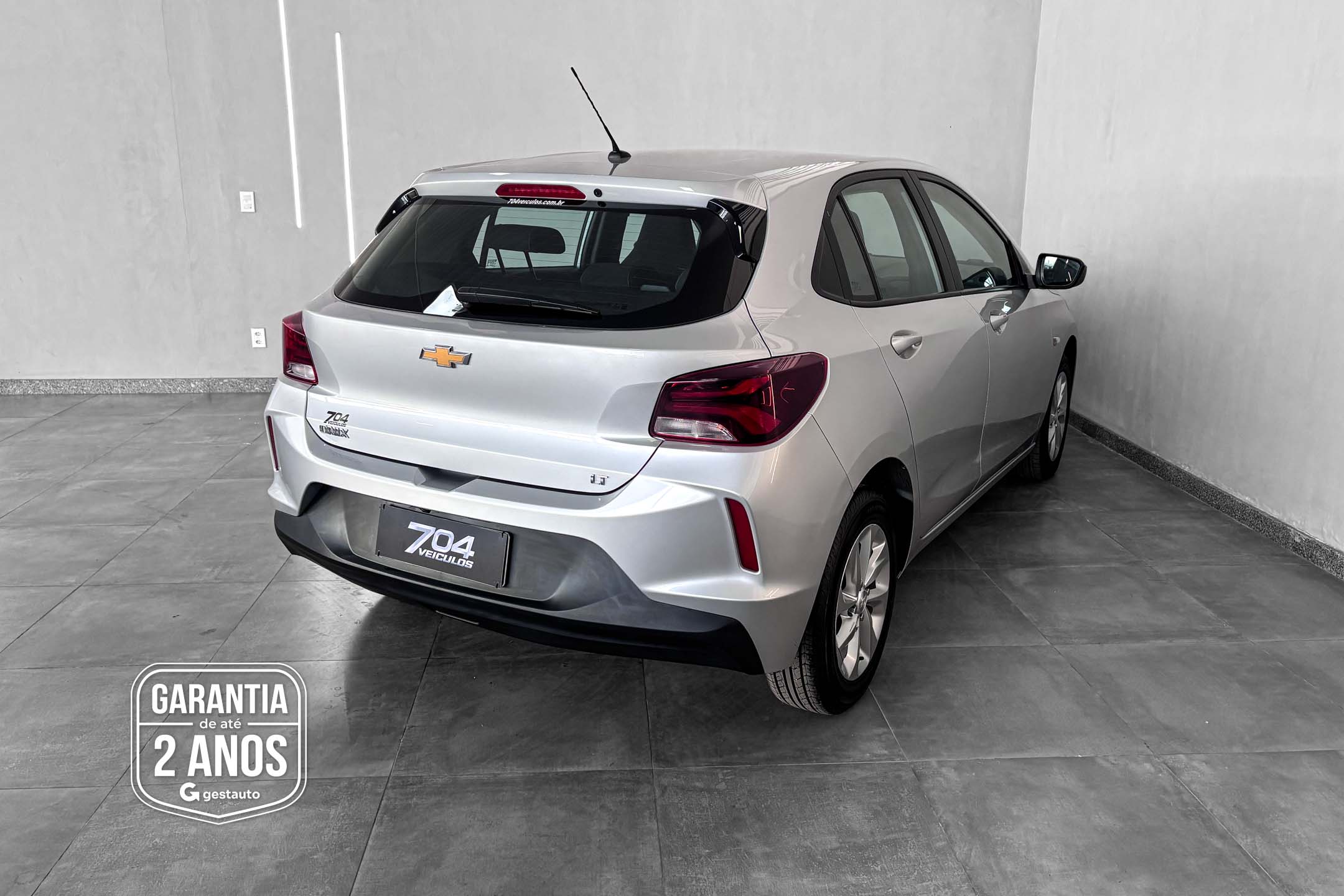 GM - CHEVROLET-ONIX 10MT LT2