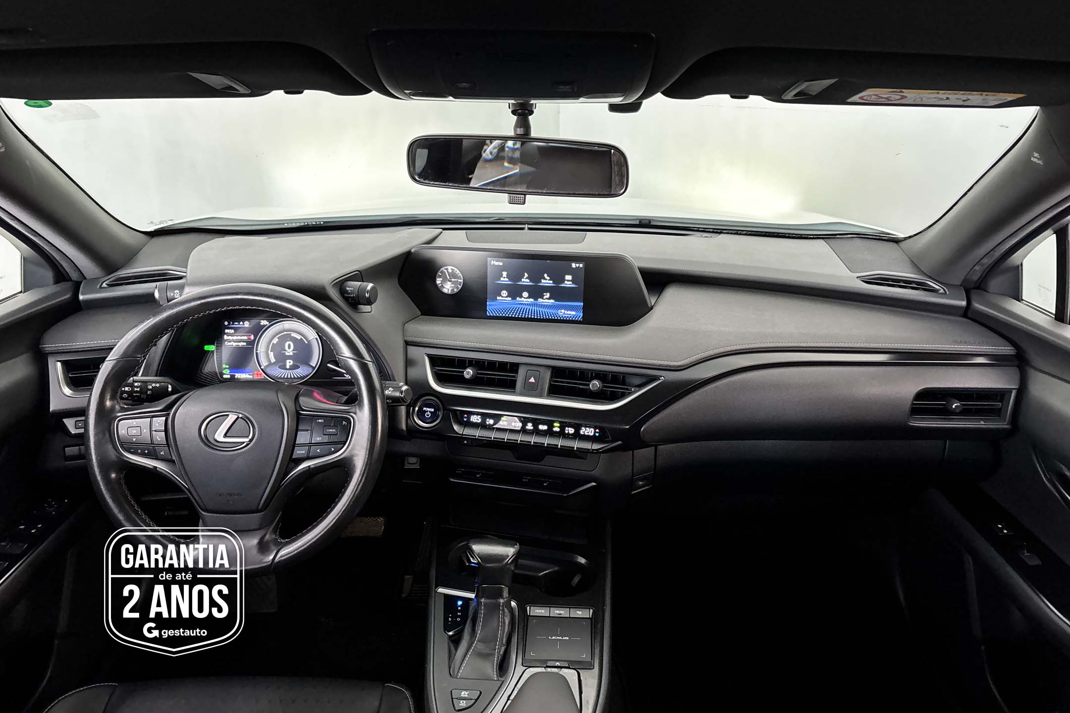 LEXUS-UX 250H DYNAMIC